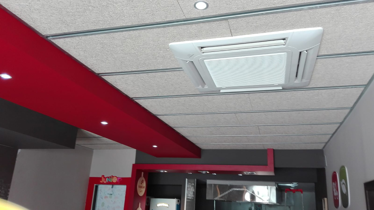 Bon Clima Instalación comercial Telepizza Peñíscola